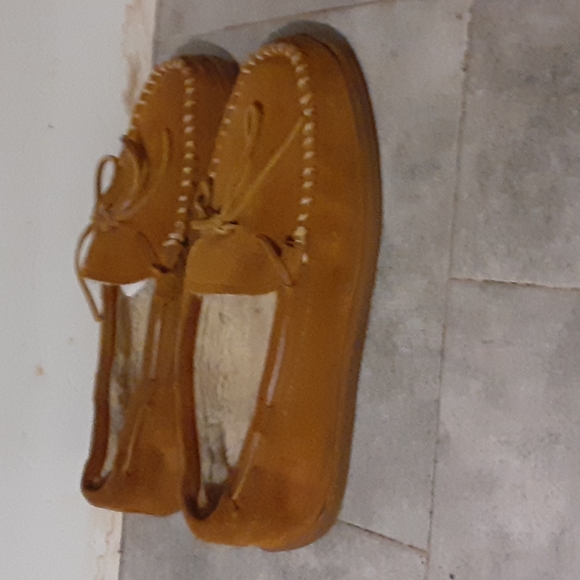 MINNETONKA  slipper  size  11 women - Picture 3 of 5